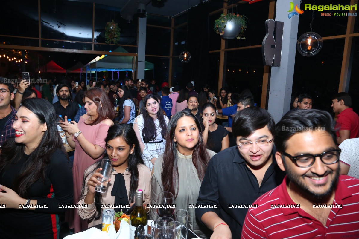 Aastha Gill Live at Karma Lounge, Hyderabad