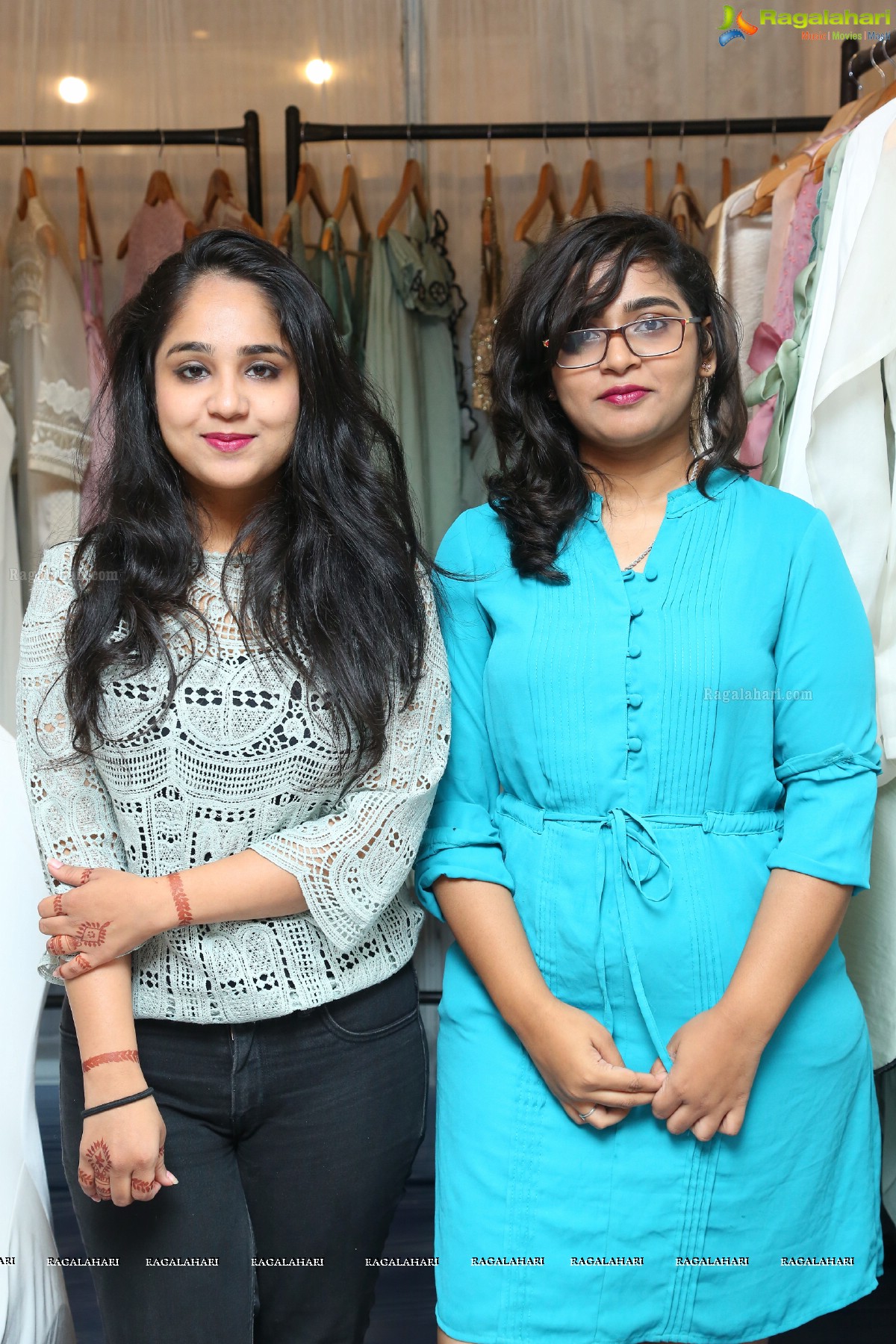 Style Session with Bollywood Stylist Esha Amin at ABsalut Style, Taj Krishna