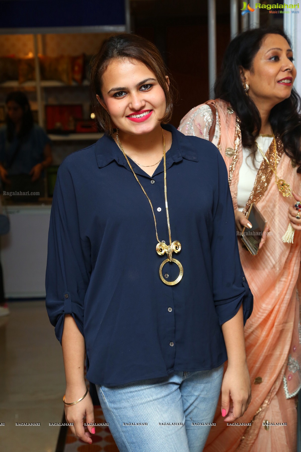 Style Session with Bollywood Stylist Esha Amin at ABsalut Style, Taj Krishna