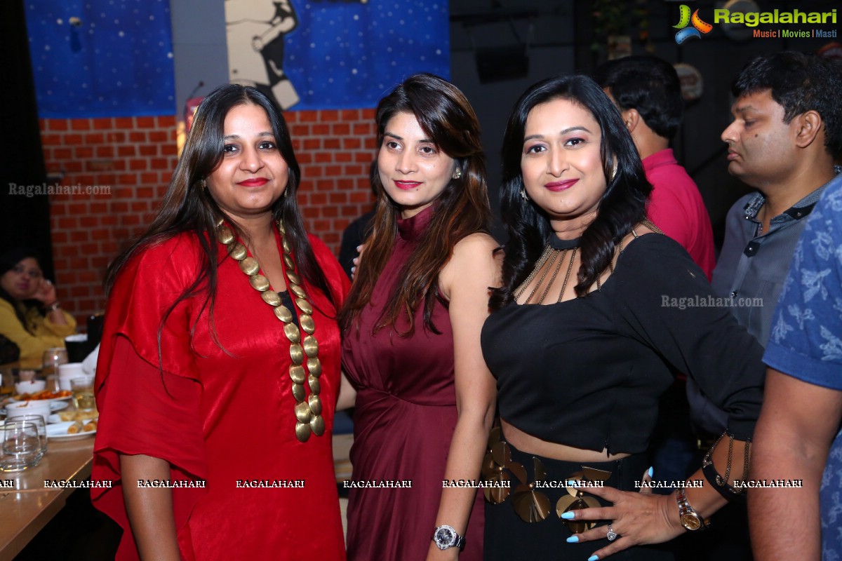 Aakanksha Kedia Tolasariya Birthday Bash 2018 at Karma