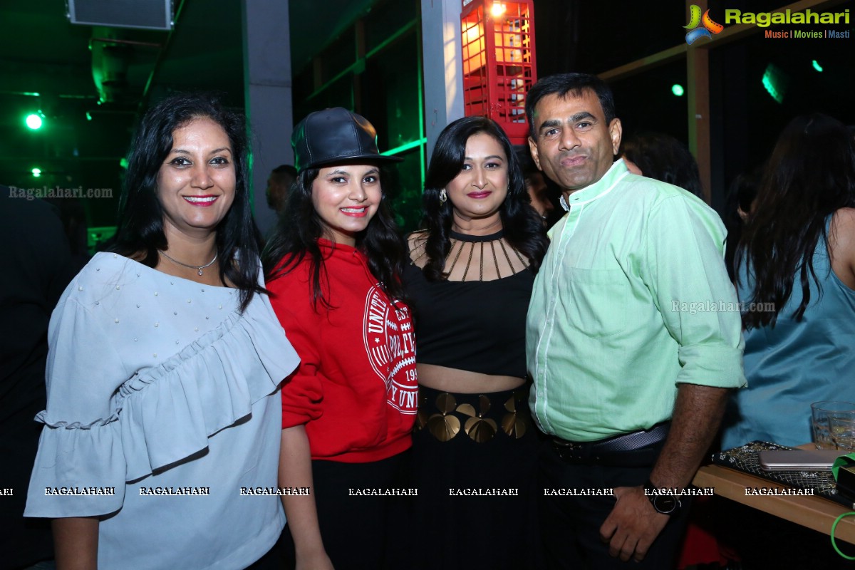 Aakanksha Kedia Tolasariya Birthday Bash 2018 at Karma