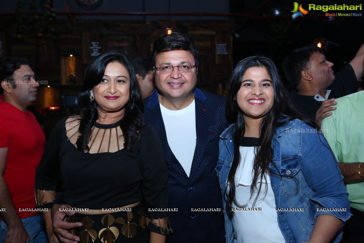 Aakanksha Kedia Tolasariya Birthday Bash 2018 at Karma