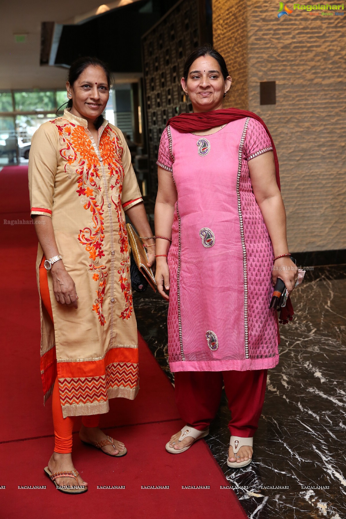 Swathi Deekshith launches Akritti Exhibition and Sale at Park Hyatt