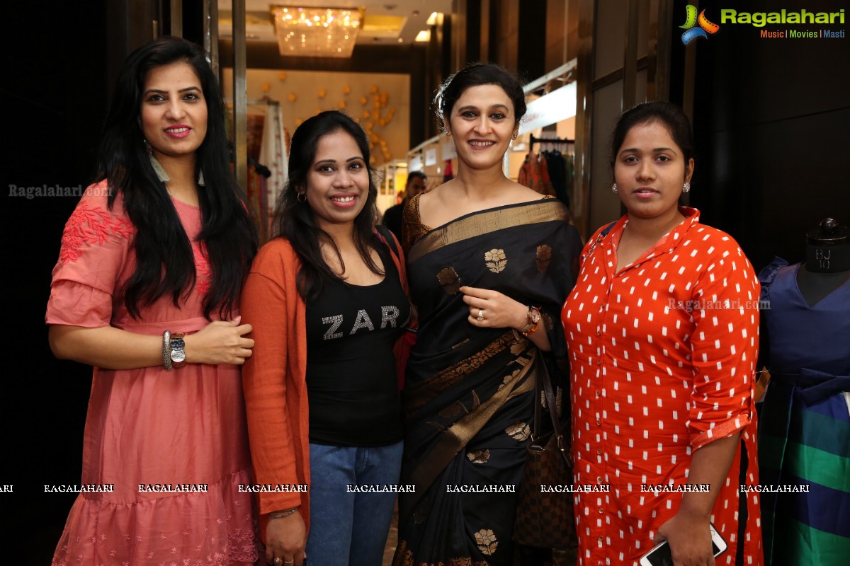 Swathi Deekshith launches Akritti Exhibition and Sale at Park Hyatt