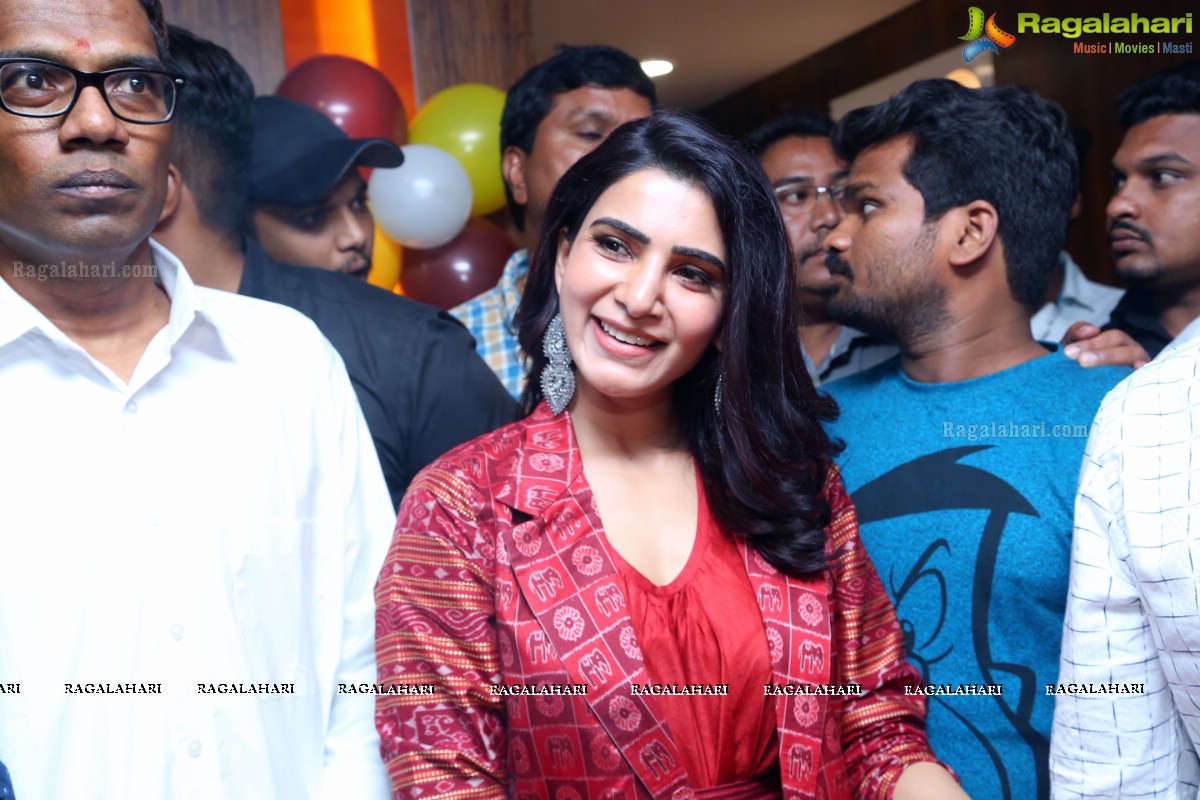 Samantha launches Bahar Cafe Multi-Cuisine Family Restaurant, Punjagutta, Hyderabad