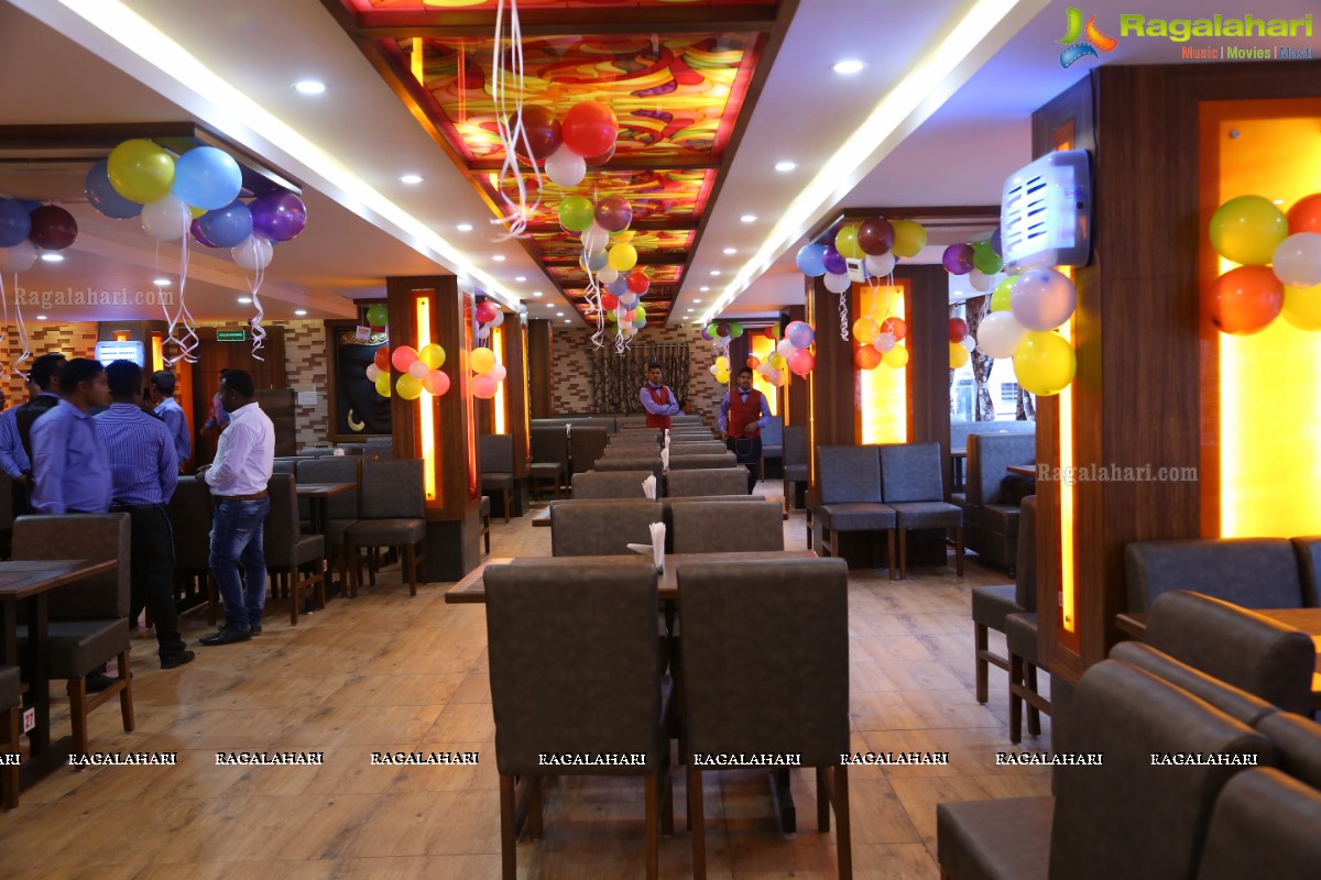 Samantha launches Bahar Cafe Multi-Cuisine Family Restaurant, Punjagutta, Hyderabad