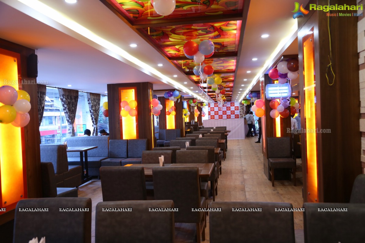 Samantha launches Bahar Cafe Multi-Cuisine Family Restaurant, Punjagutta, Hyderabad