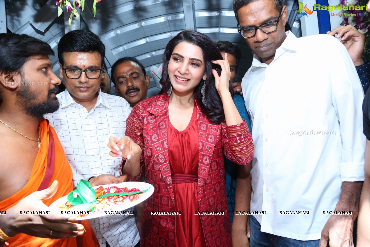 Samantha launches Bahar Cafe Multi-Cuisine Family Restaurant, Punjagutta, Hyderabad