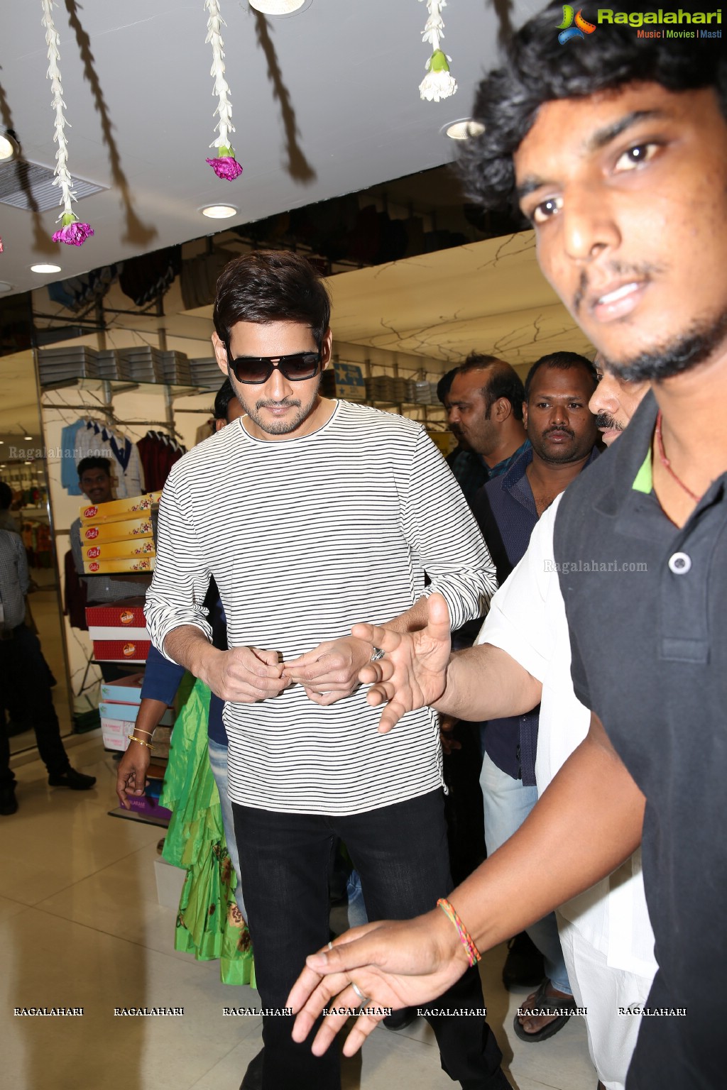 Mahesh Babu launches Home Needs Section at Chennai Silks, Kukatpally, Hyderabad