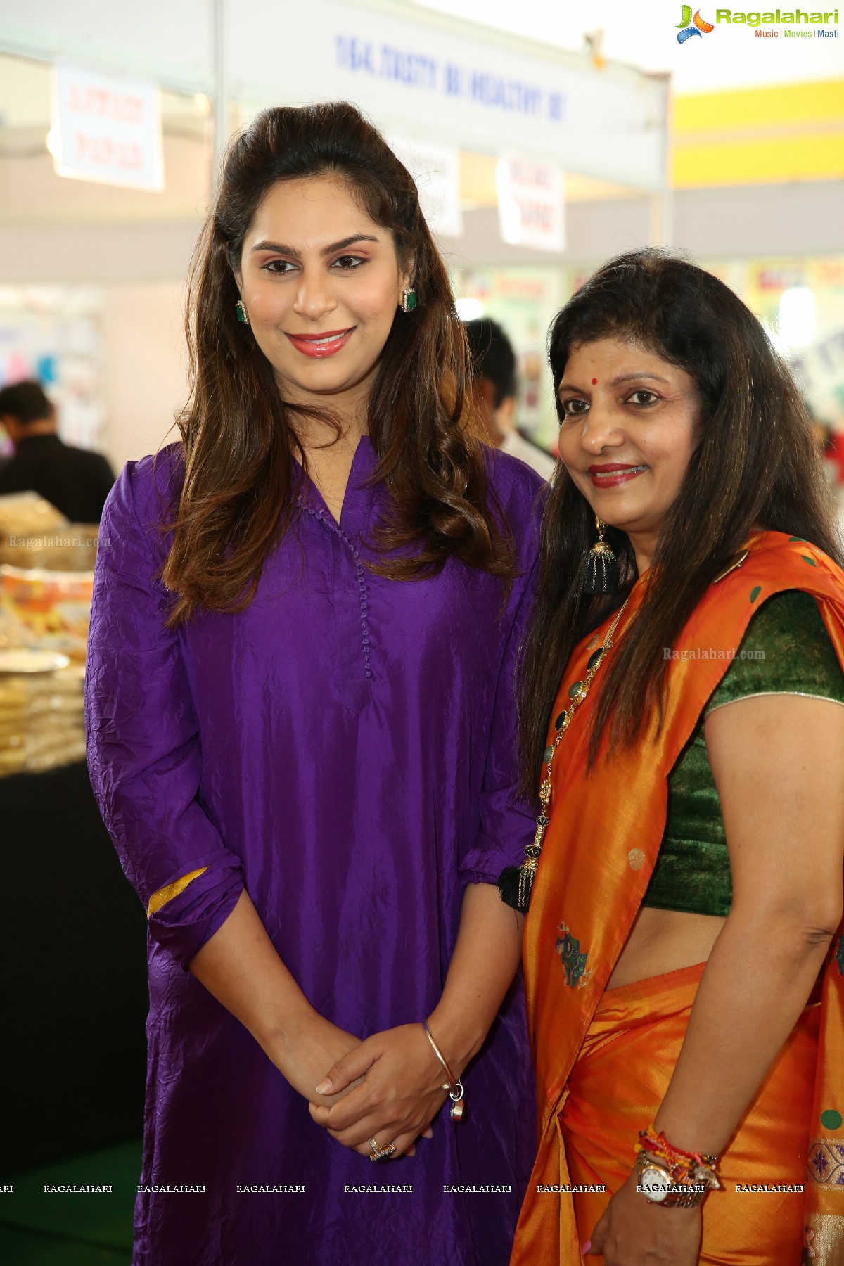 Upasana Kamineni launches Deep Mela 2018 by Deepshikha Mahila Club at HITEX