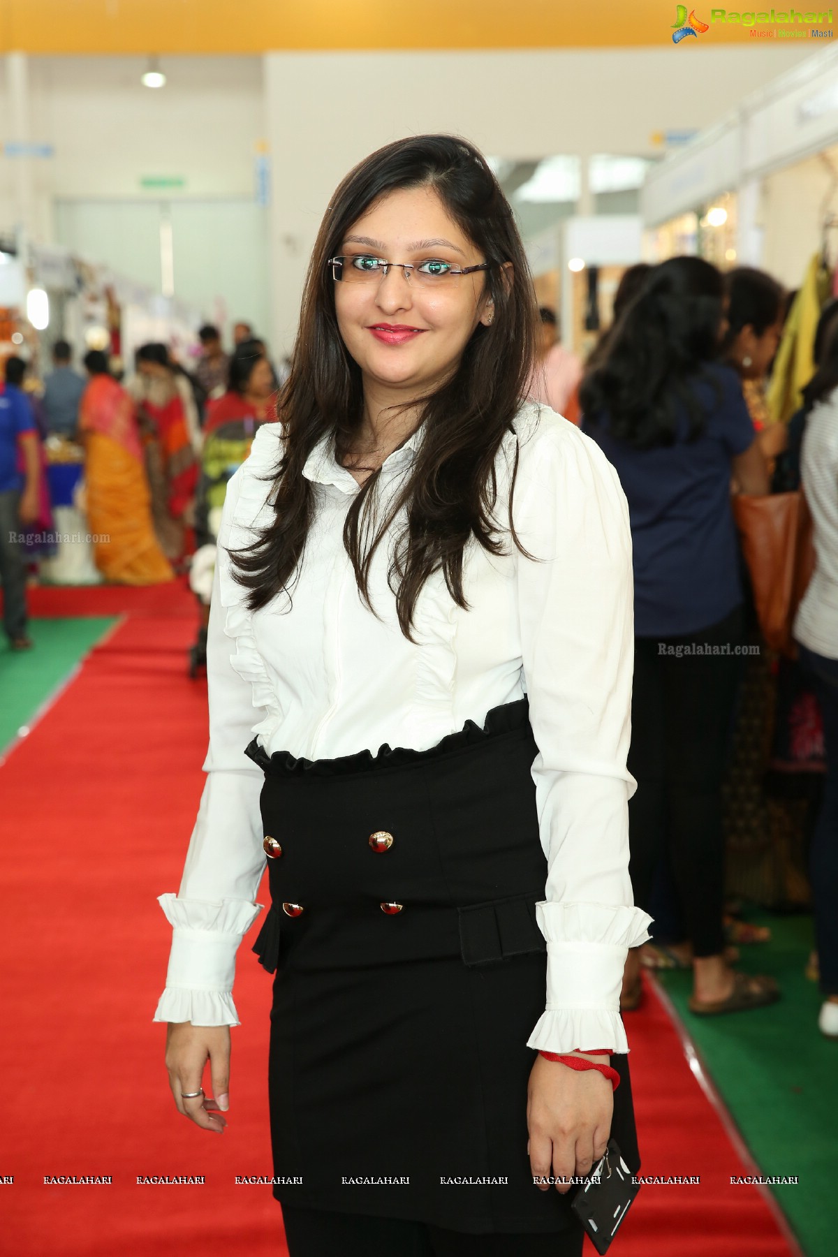 Upasana Kamineni launches Deep Mela 2018 by Deepshikha Mahila Club at HITEX