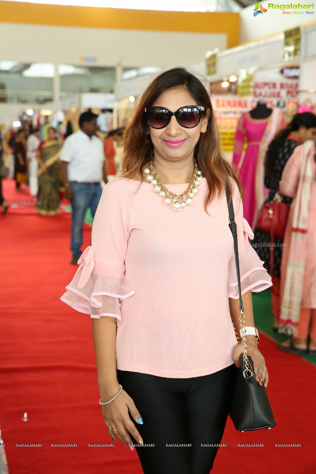 Upasana Kamineni launches Deep Mela 2018 by Deepshikha Mahila Club at HITEX