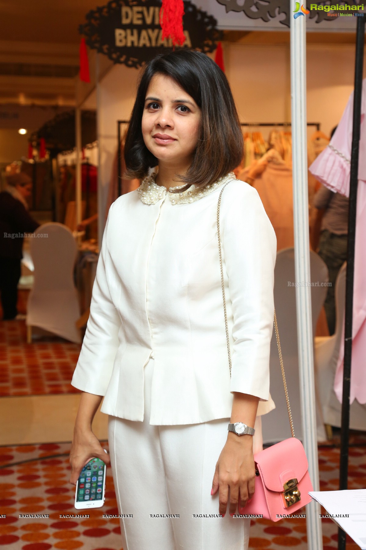 Kamini Saraf's Fashion Yatra at Taj Krishna