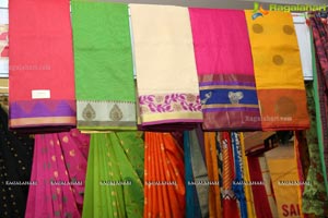 Golkonda Handlooms