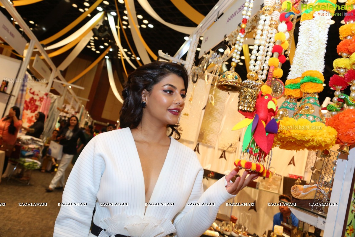 Anisha Ambrose Launches Hi-Life Luxury Fashion Exhibition at Novotel HICC