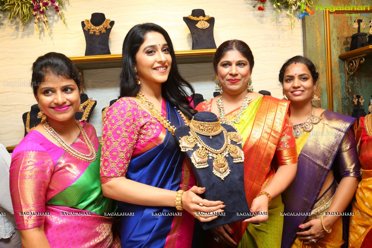 Regina Cassandra launches Hiyaa and Laasya Jewellers at AS Rao Nagar, Hyderabad