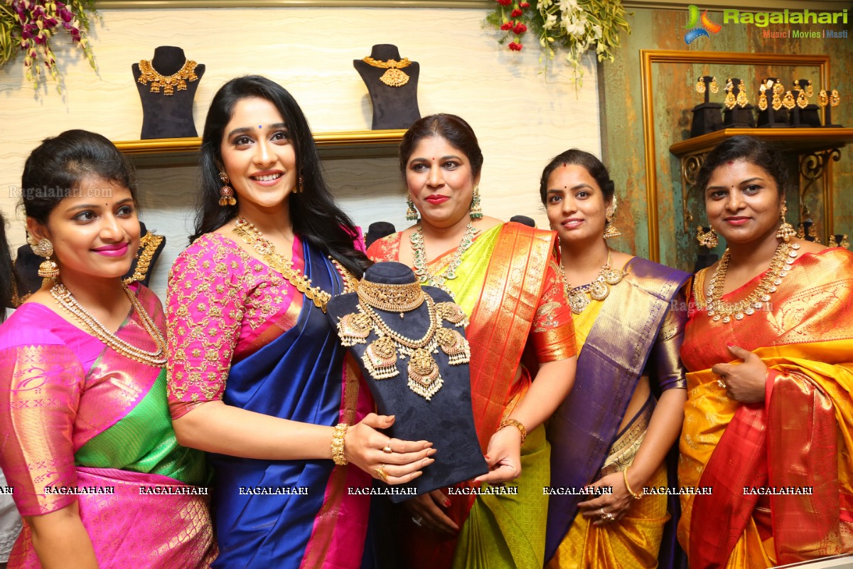 Regina Cassandra launches Hiyaa and Laasya Jewellers at AS Rao Nagar, Hyderabad