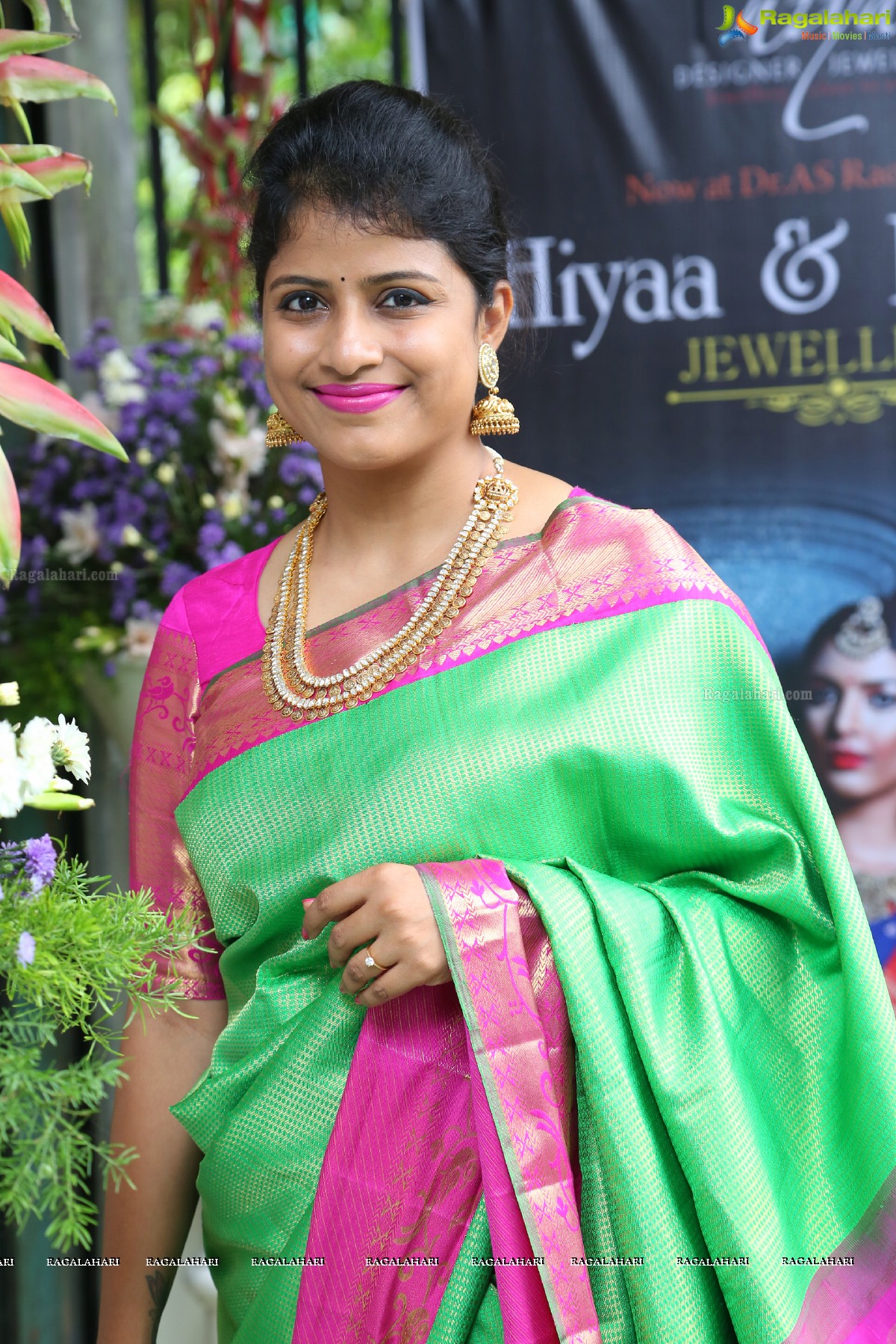 Regina Cassandra launches Hiyaa and Laasya Jewellers at AS Rao Nagar, Hyderabad