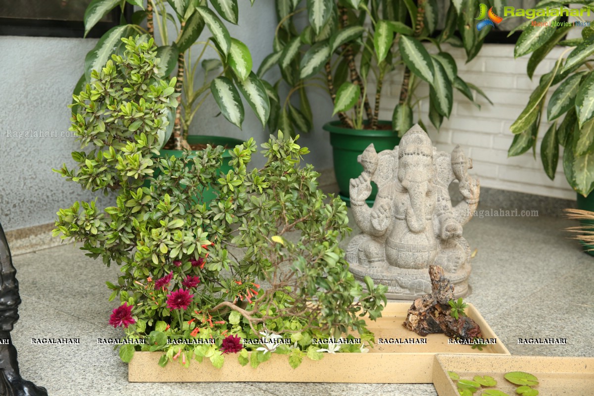 Ikebana Demonstration by the First Master Horen Sharda Reddy