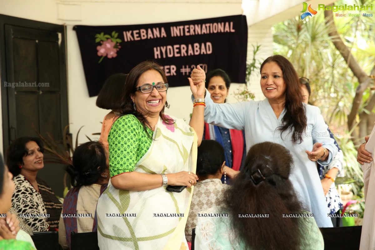 Ikebana Demonstration by the First Master Horen Sharda Reddy