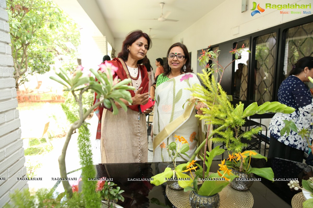 Ikebana Demonstration by the First Master Horen Sharda Reddy