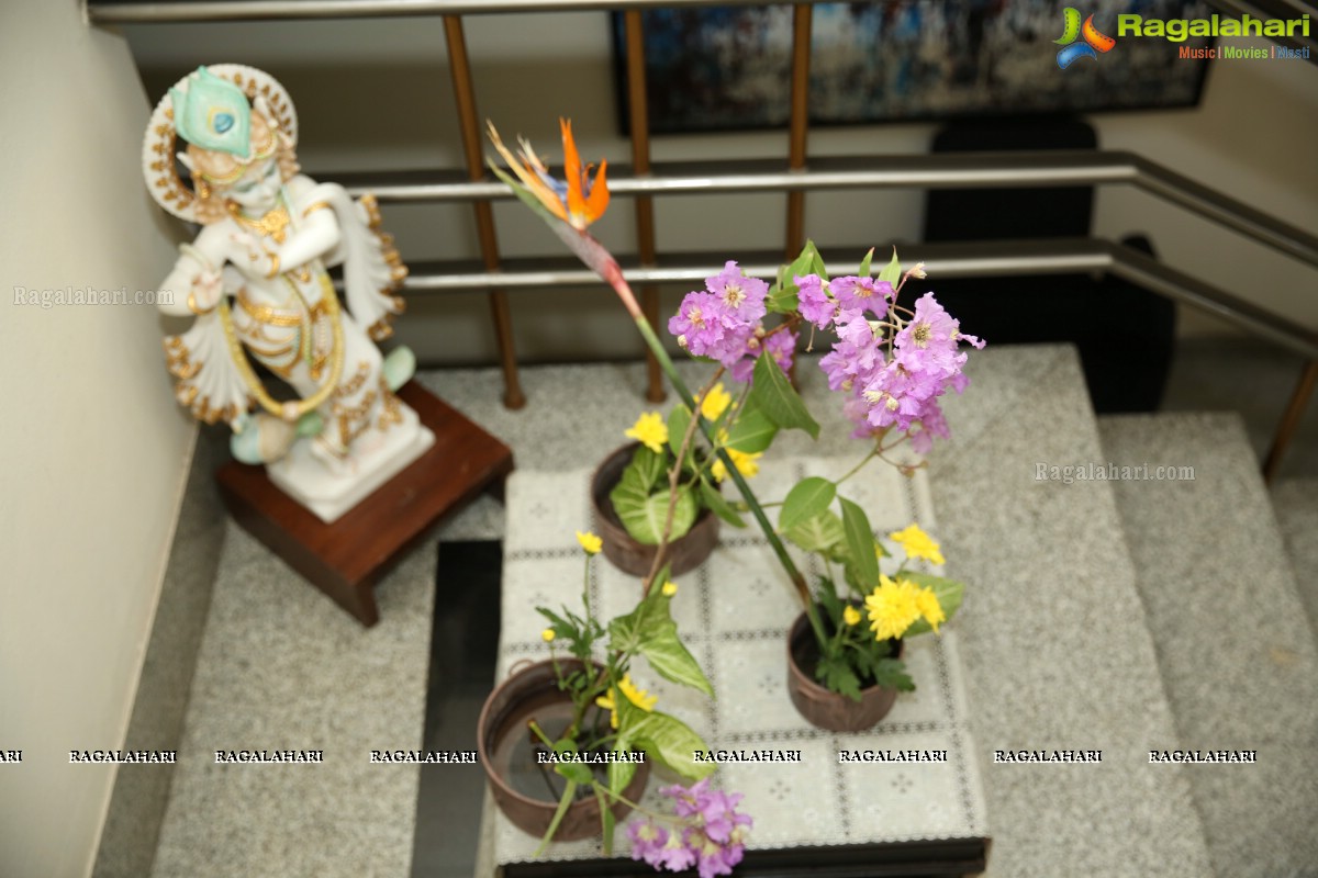 Ikebana Demonstration by the First Master Horen Sharda Reddy