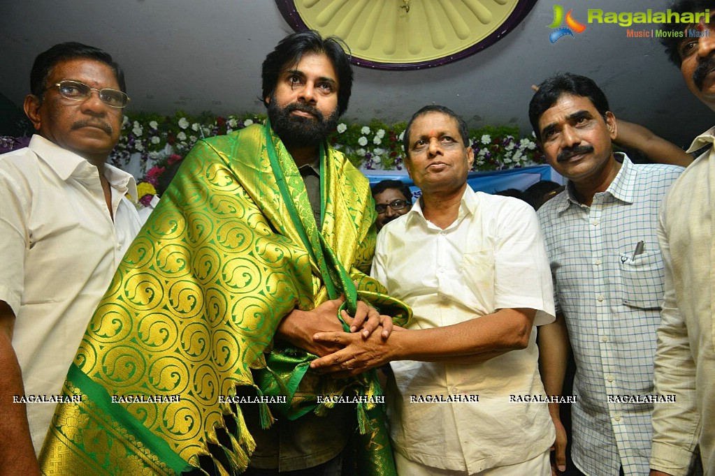 Pawan Kalyan Jana Sena Campaign in and around Vizag