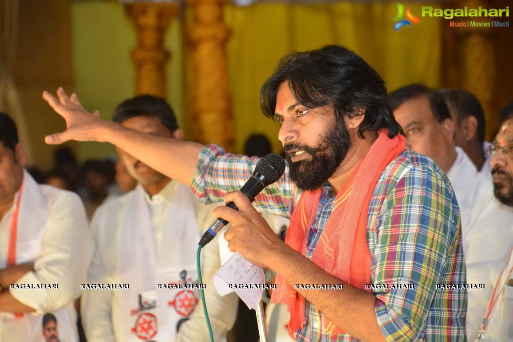 Pawan Kalyan Jana Sena Campaign in and around Vizag