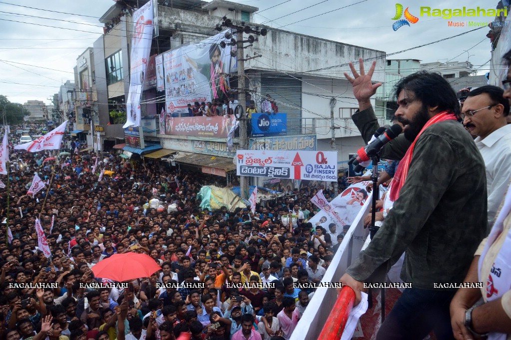 Pawan Kalyan Jana Sena Campaign in and around Vizag