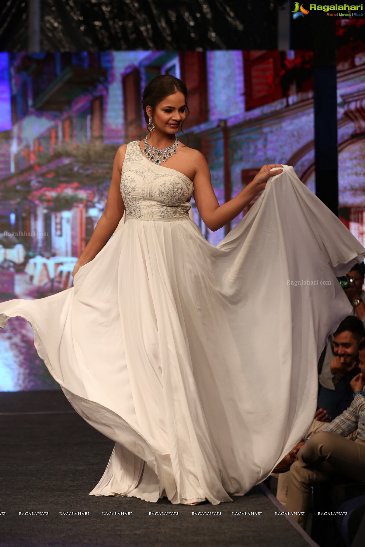 The Statement - Jewllery Exhibition Fashion Show at Taj Krishna