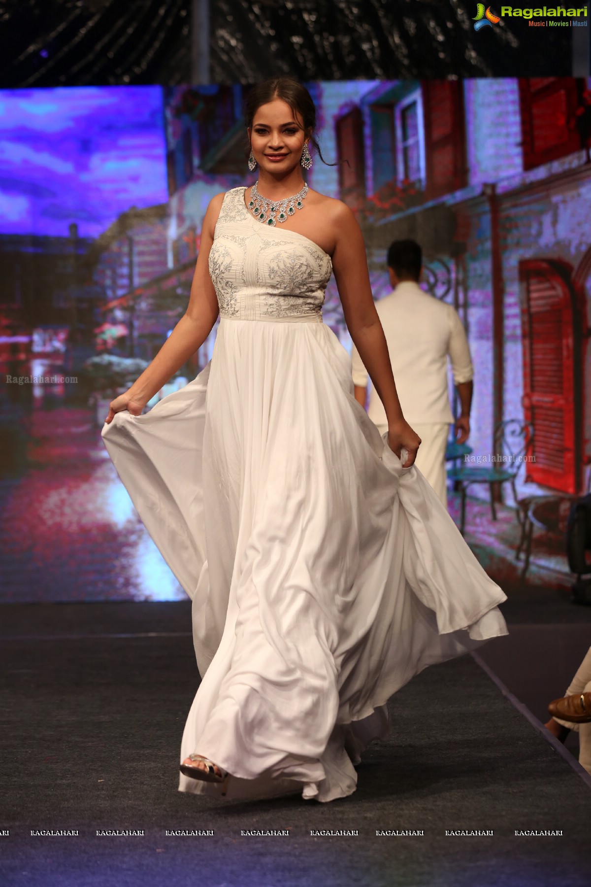 The Statement - Jewllery Exhibition Fashion Show at Taj Krishna