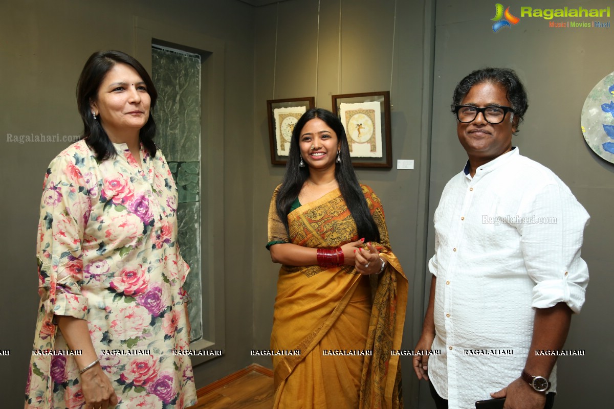 Vernissage - Art Exhibition by Priyanka Aelay at Kalakriti Art Gallery