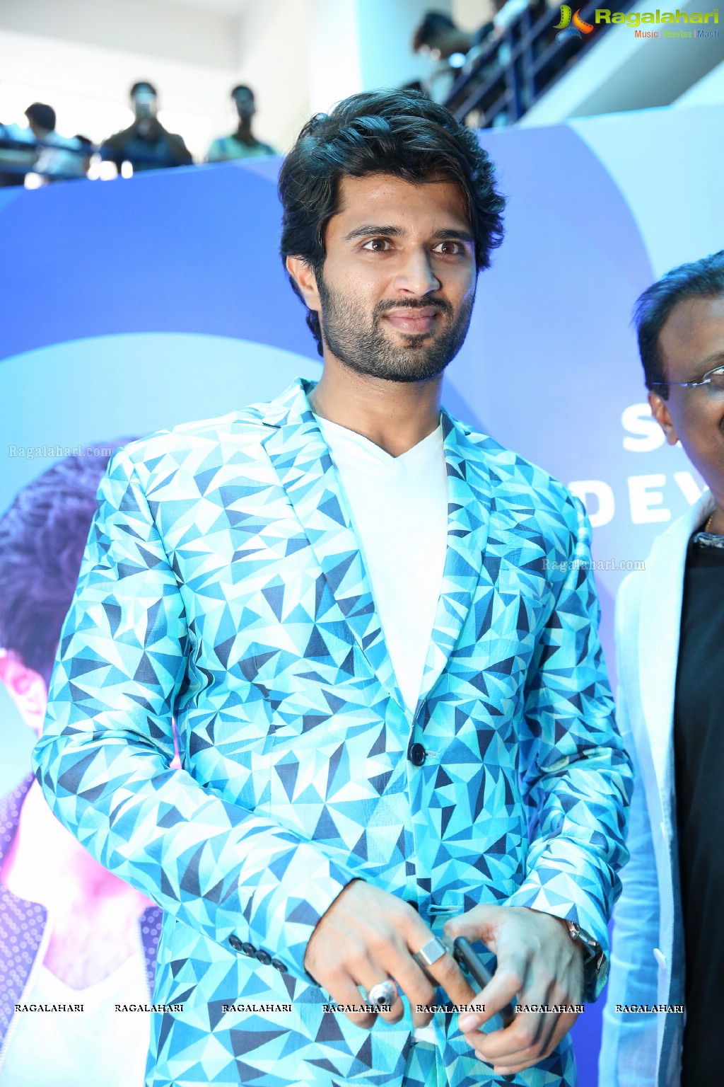 Sangeetha Mobiles Announcement of Vijay Devarakonda as Brand Ambassador at St Mary's College