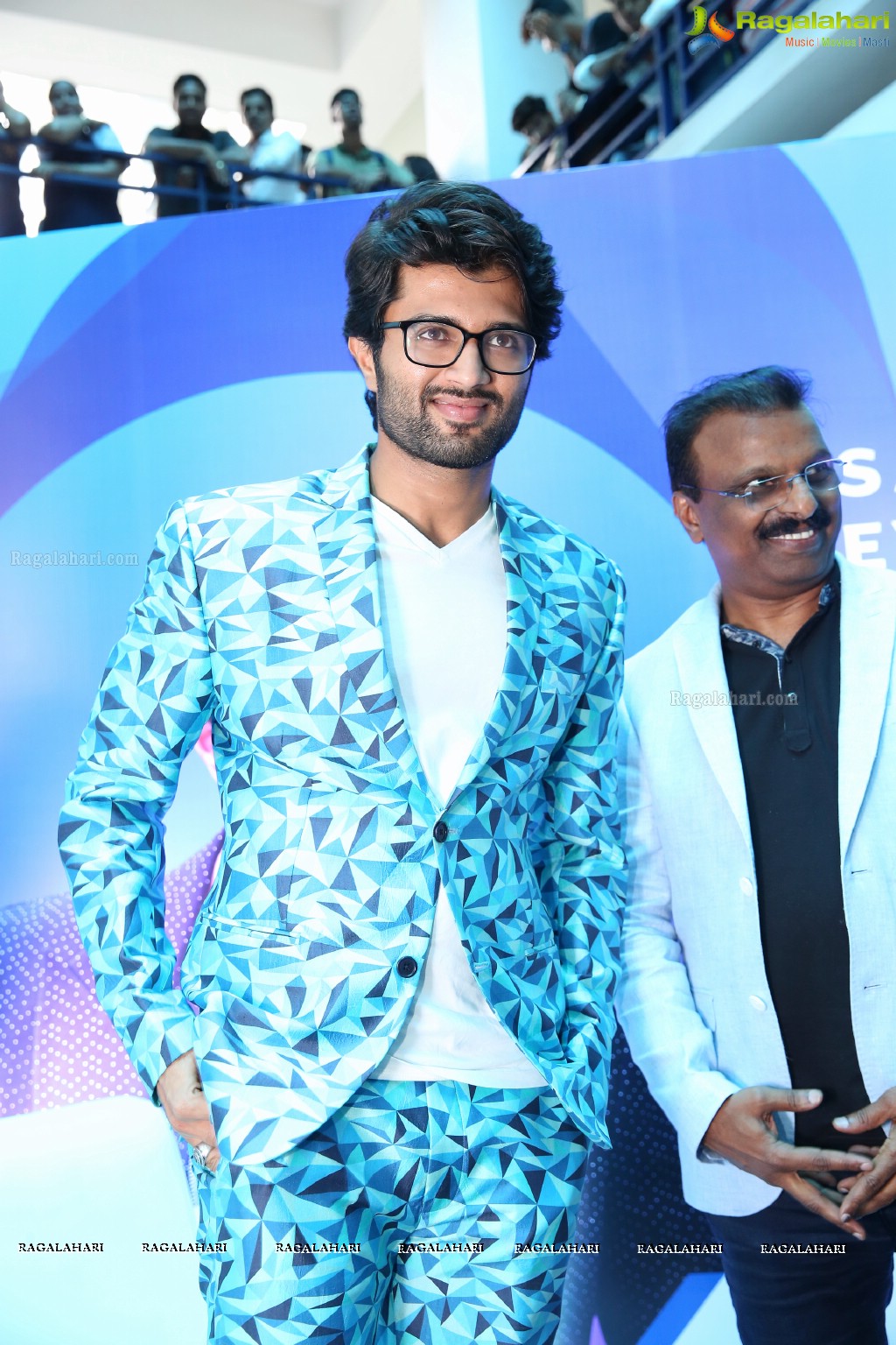 Sangeetha Mobiles Announcement of Vijay Devarakonda as Brand Ambassador at St Mary's College