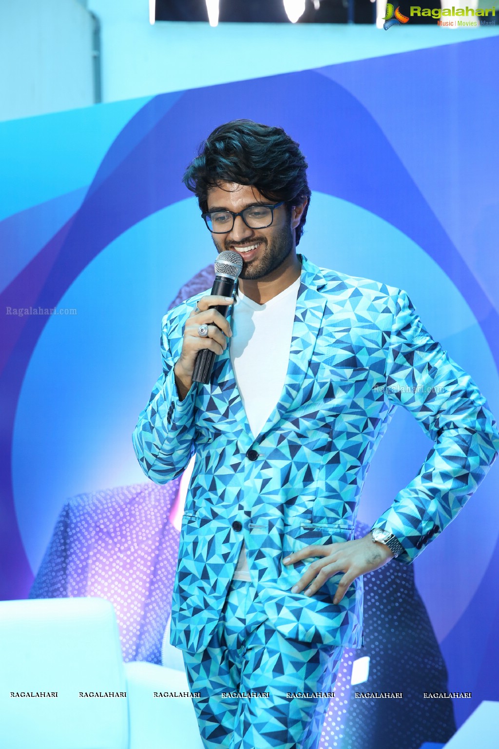 Sangeetha Mobiles Announcement of Vijay Devarakonda as Brand Ambassador at St Mary's College