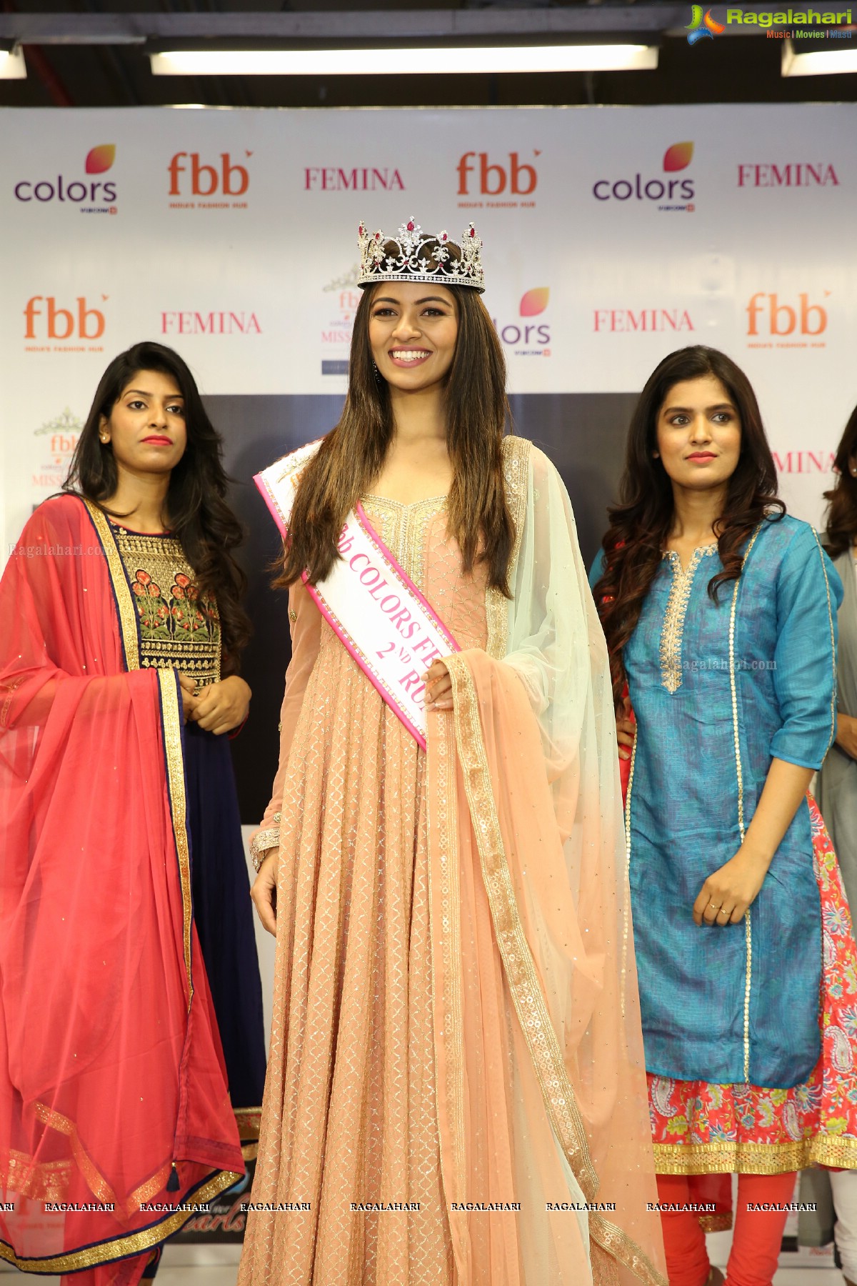 Tete-A-Tete with fbb Colors Femina Miss India 2018 2nd Runner Up Ms Shreya Rao at Big Bazaar, Ameerpet, Hyderabad