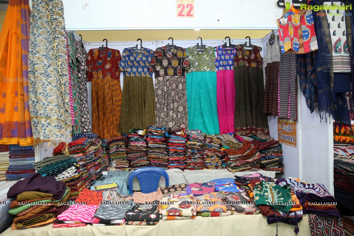 Silk and Cotton Expo Launch at TTD Kalyanamandapam, Himayatnagar