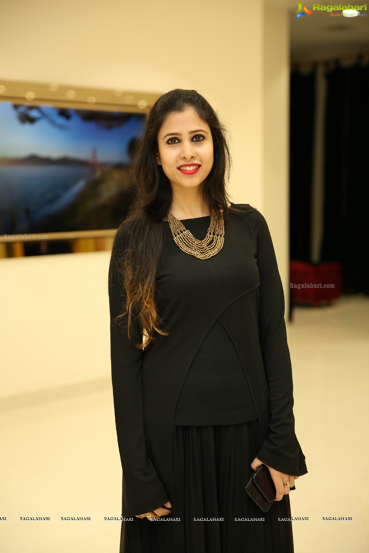 Atelier Showroom Launch With a Fashion Show at Sarath City Mall