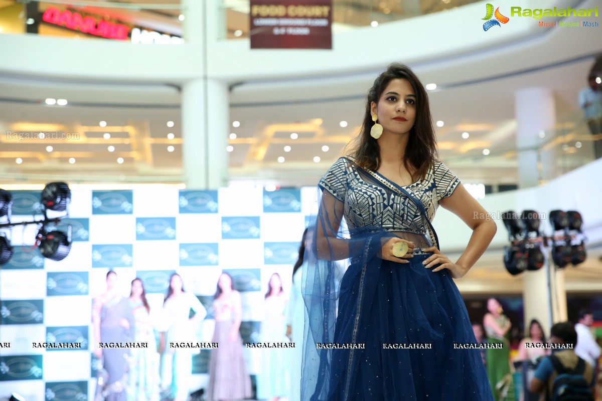 Atelier Showroom Launch With a Fashion Show at Sarath City Mall