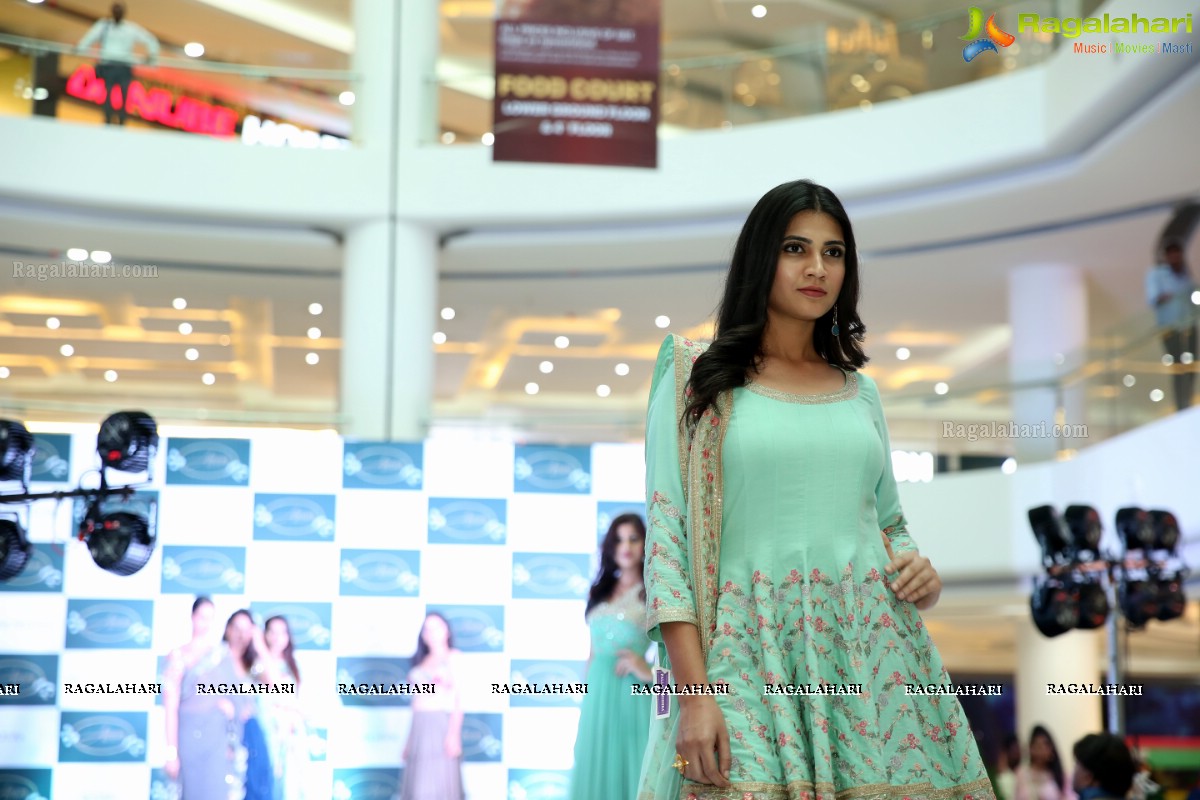 Atelier Showroom Launch With a Fashion Show at Sarath City Mall