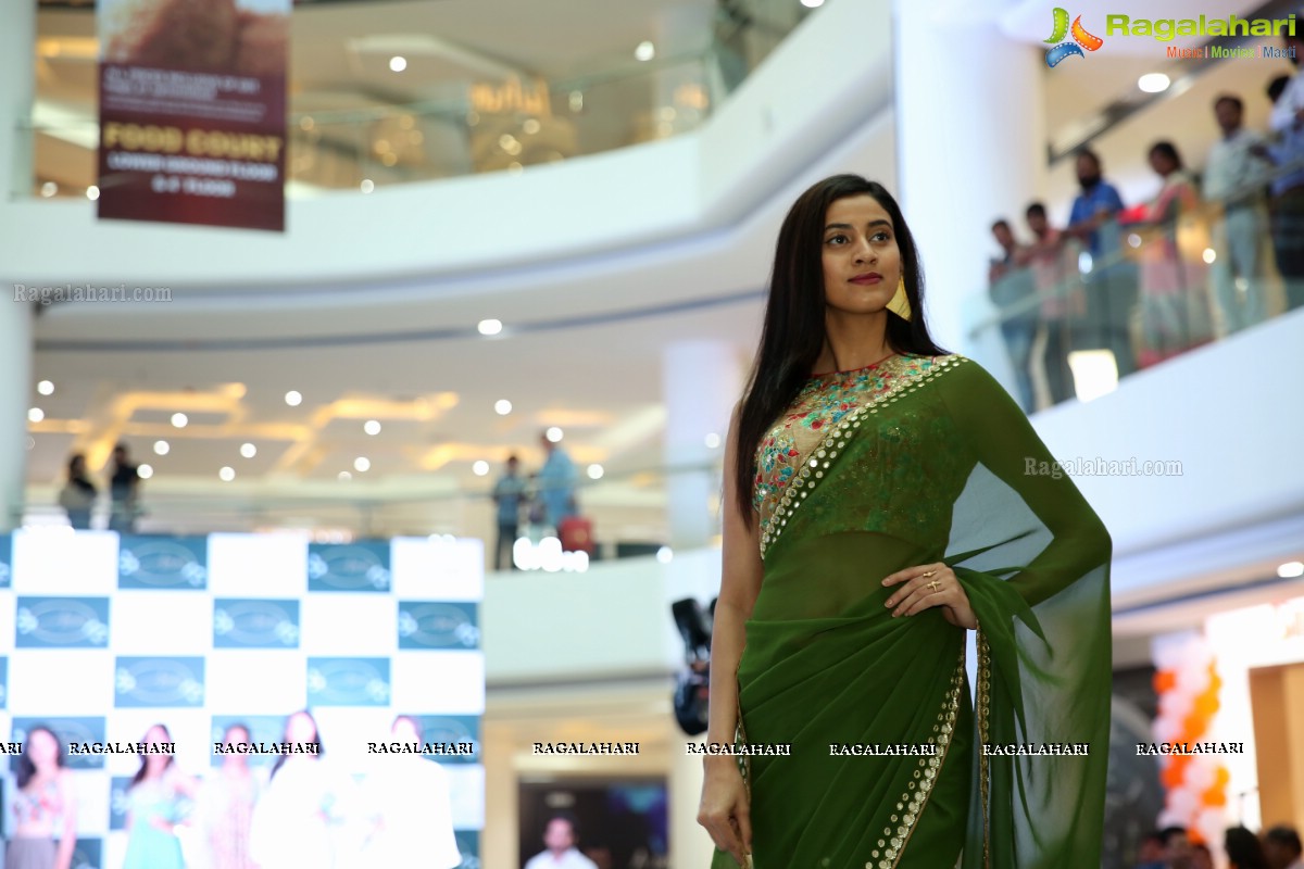 Atelier Showroom Launch With a Fashion Show at Sarath City Mall