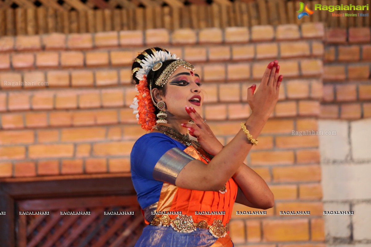 Chinmayi Nrityalaya Students' Kuchipudi Dance Performance at Shiplaramam 