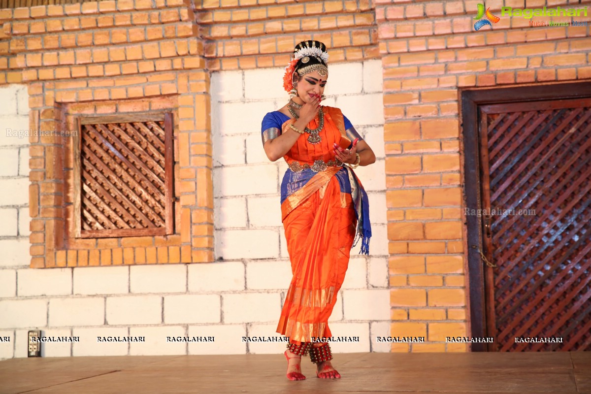 Chinmayi Nrityalaya Students' Kuchipudi Dance Performance at Shiplaramam 