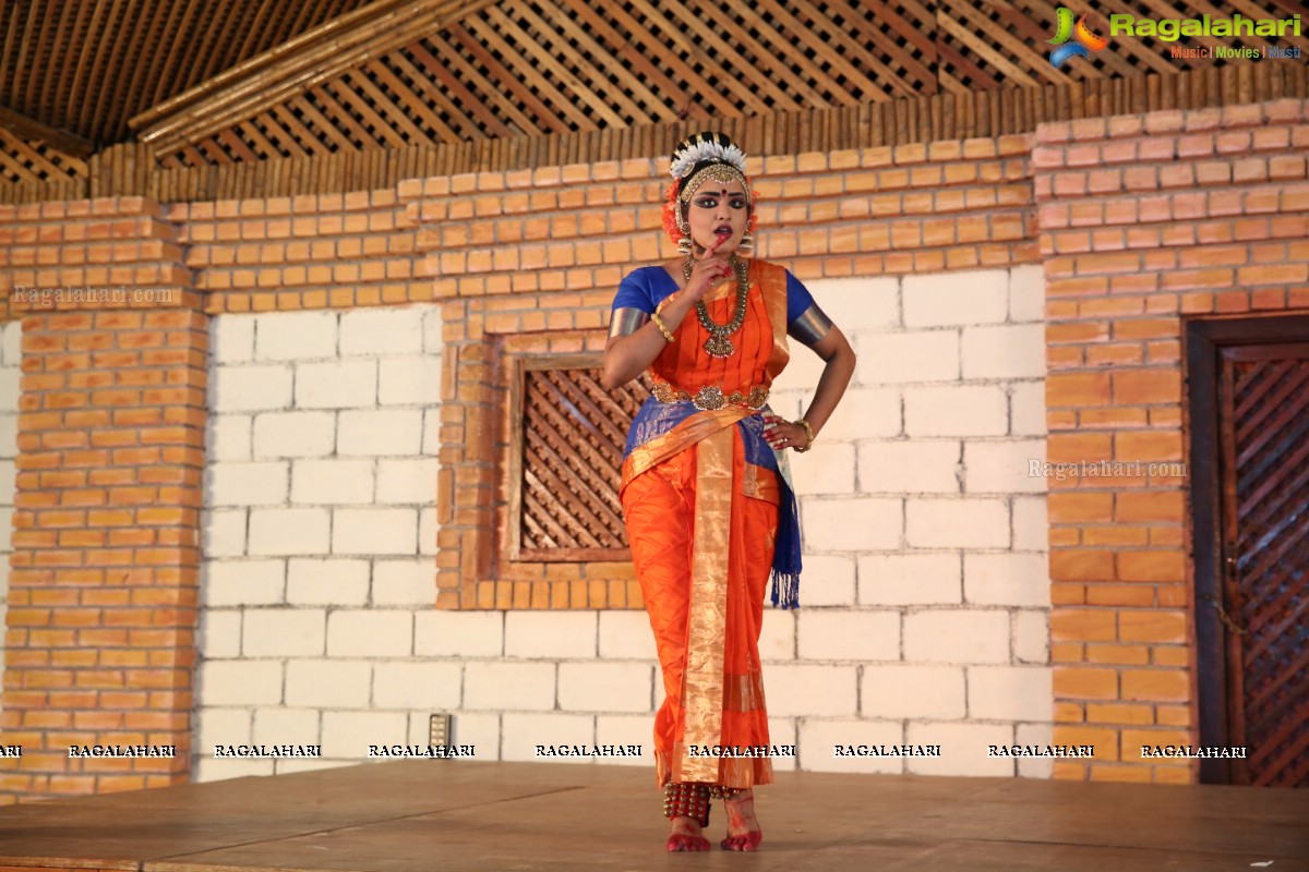 Chinmayi Nrityalaya Students' Kuchipudi Dance Performance at Shiplaramam 