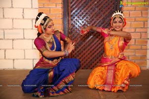 Kuchipudi Dance Performance By Chinmayi Nrithyalaya Students