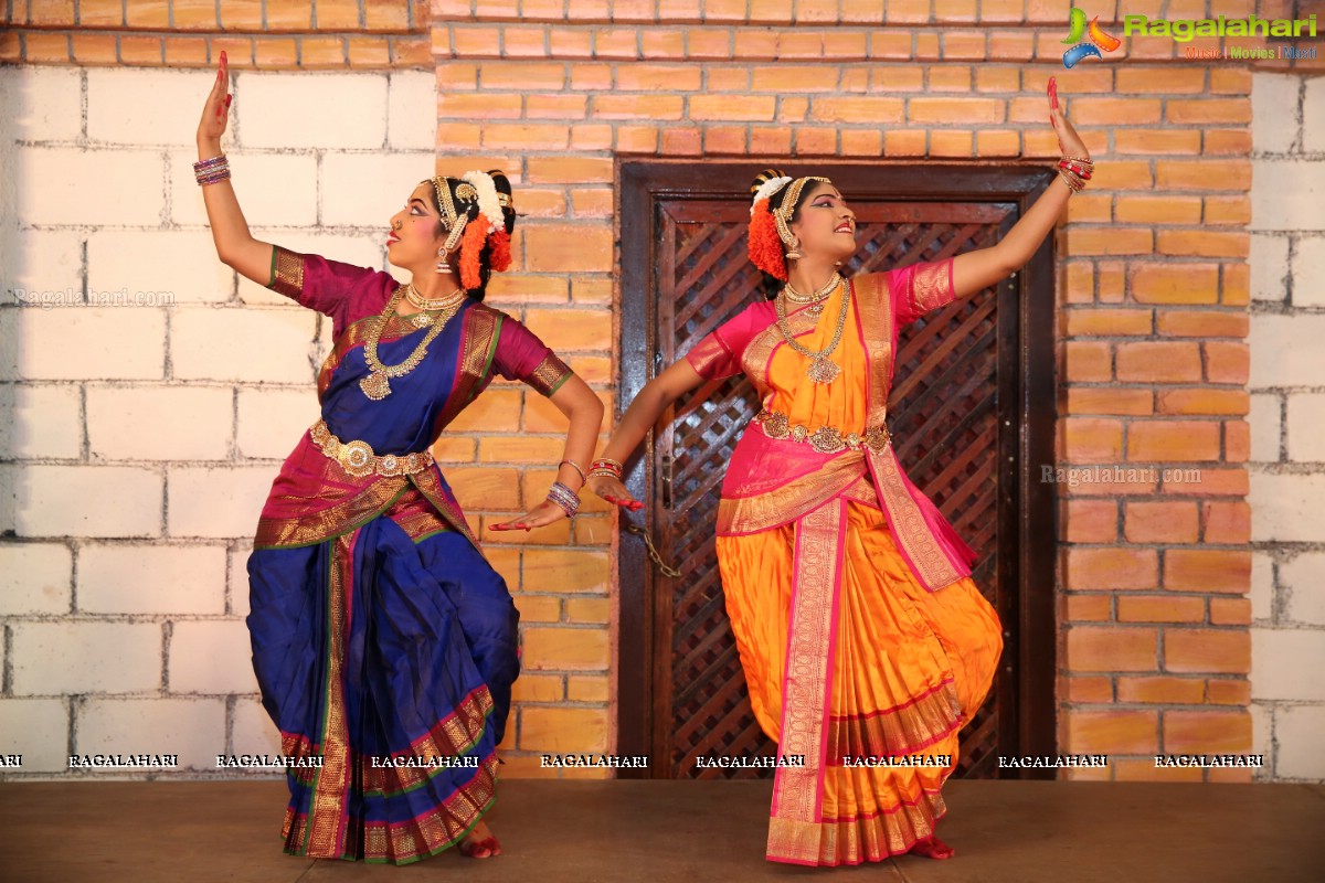 Chinmayi Nrityalaya Students' Kuchipudi Dance Performance at Shiplaramam 