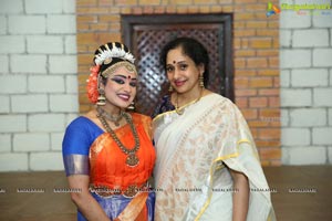 Kuchipudi Dance Performance By Chinmayi Nrithyalaya Students