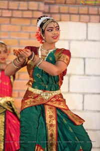 Kuchipudi Dance Performance By Chinmayi Nrithyalaya Students