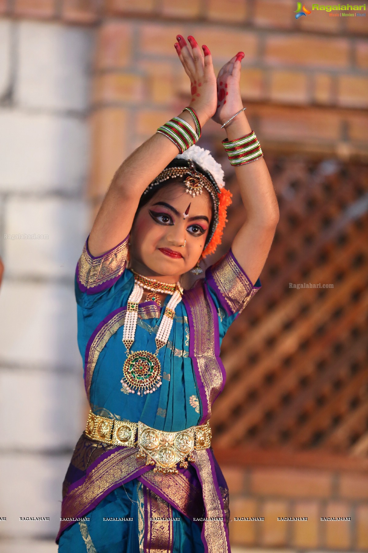 Chinmayi Nrityalaya Students' Kuchipudi Dance Performance at Shiplaramam 