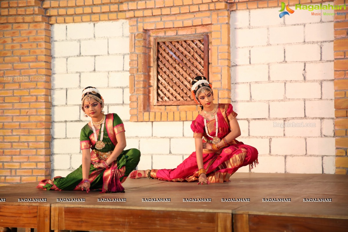 Chinmayi Nrityalaya Students' Kuchipudi Dance Performance at Shiplaramam 